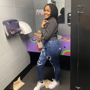 Meet your Posher, Haley